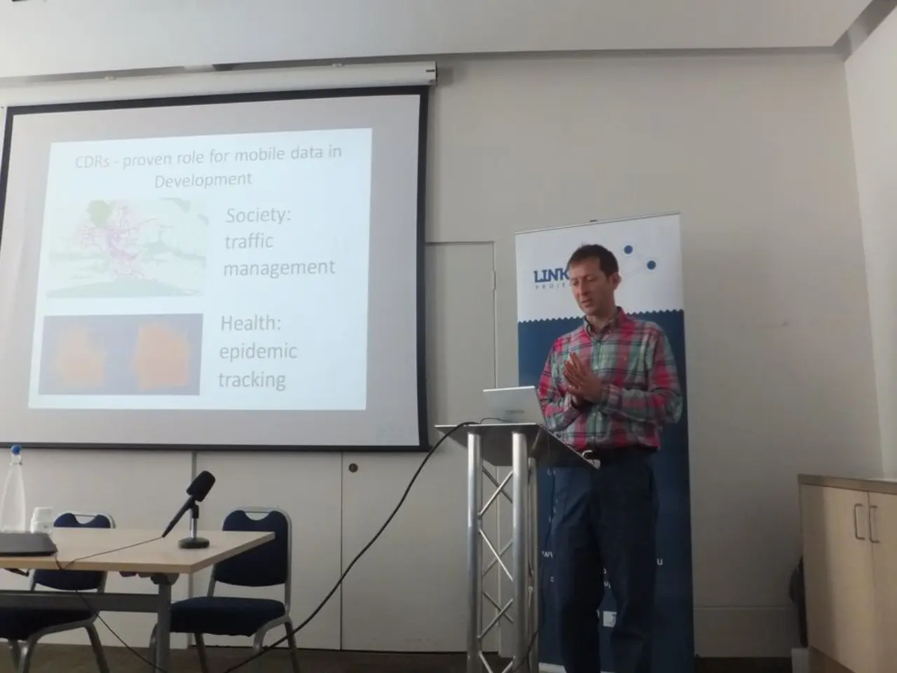 Large-screen Direct View LED display, ideal for modernizing this conference room improvement...