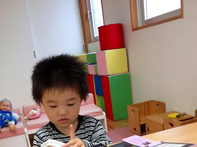 Discussion over whether it's appropriate to prohibit cell phones in educational institutions.