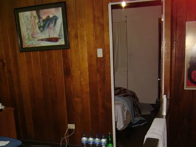 Adjustable Base for Mattress: Customizable Bed Frame for Optimal Sleep Positioning