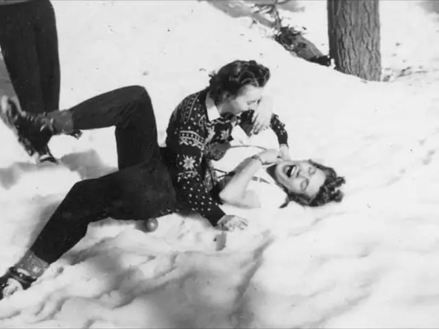 "User expresses desire to take action: An iPhone application notifies users about the presence of...