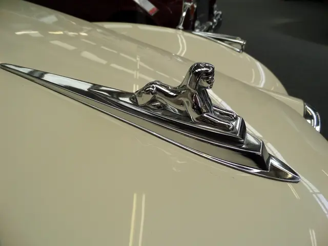 Developers and Mechanics Shaping the Distinctive Persona of the Crown Sedan Model