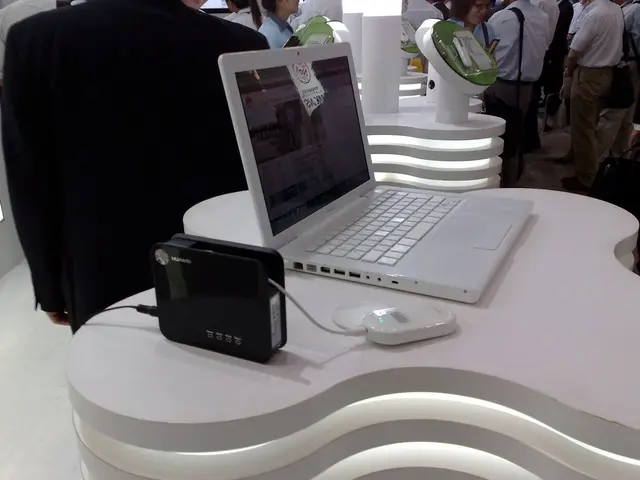 Compact 8-Core ARM Device Operates NixOS Operating System