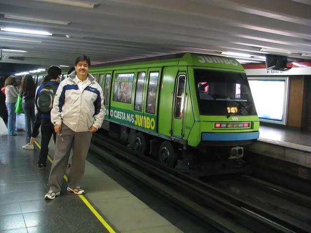 Headline: German Transport Association's Fresh Leader - VDV's New Manager Appointed