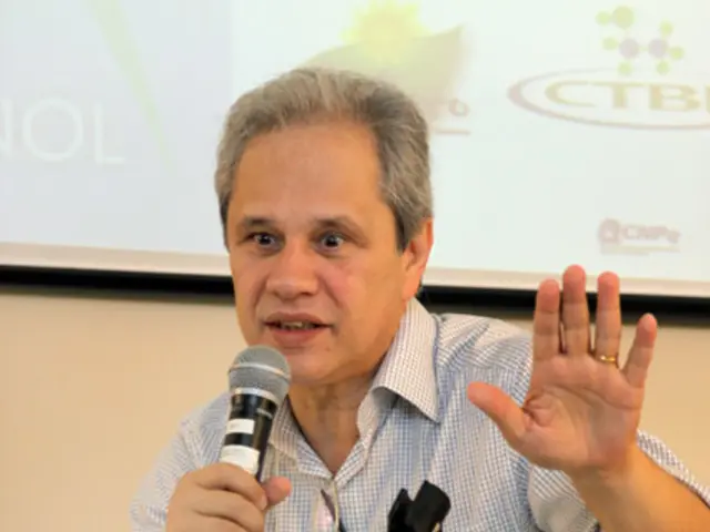 Artistic Resilience: JAEL - An In-depth Look at the Creative Endurance in Studio Environment