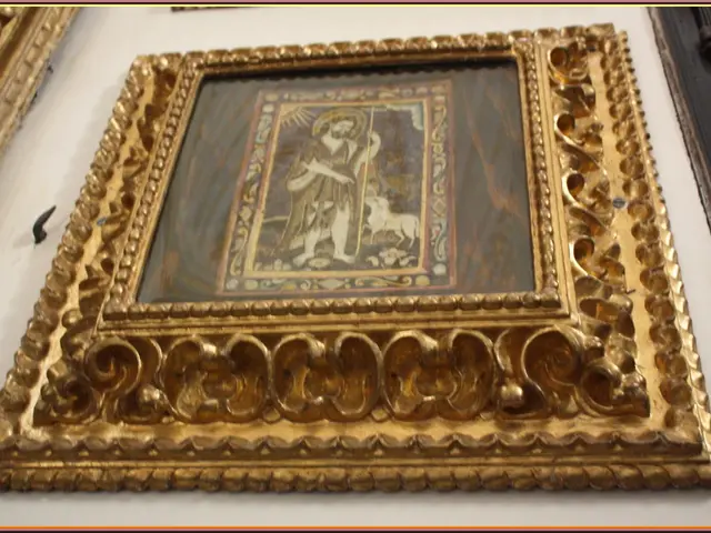 Planned U.S. Tariff on Gold Bars Leads to Soaring Gold Prices, Reaching New Record Heights