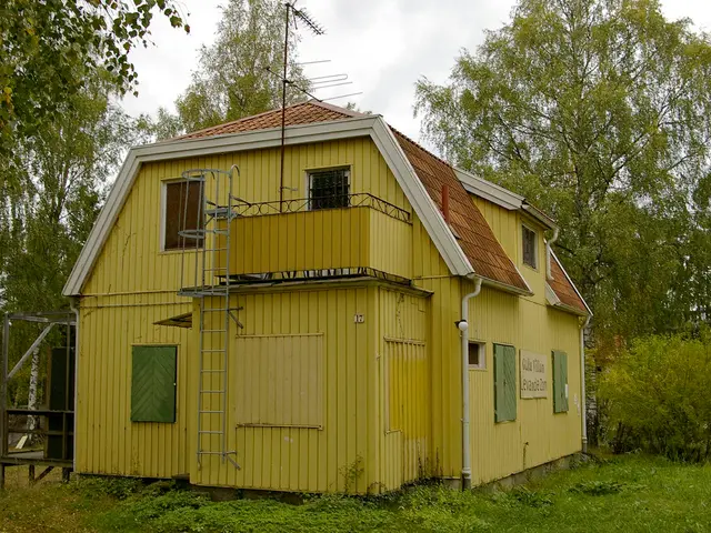 Homemade Yagi Antenna Transmits LoRa Signals Over Longer Distances