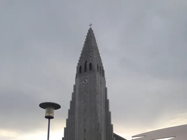 "Troubleshooting Forestville Mantel Clocks - Unpleasant When Malfunctions Occur! Continuation of...