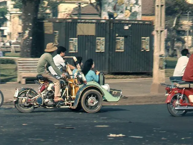 In Dubai, electric bike battery-changing stations deployed at 36 different spots