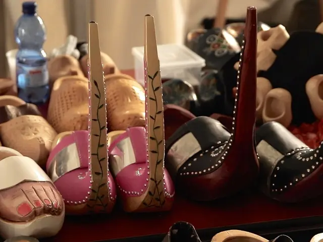 Hoka Shoe Company Utilizes Search and Rescue Technology in 'Mafate X Trek' Event for Trail Runners