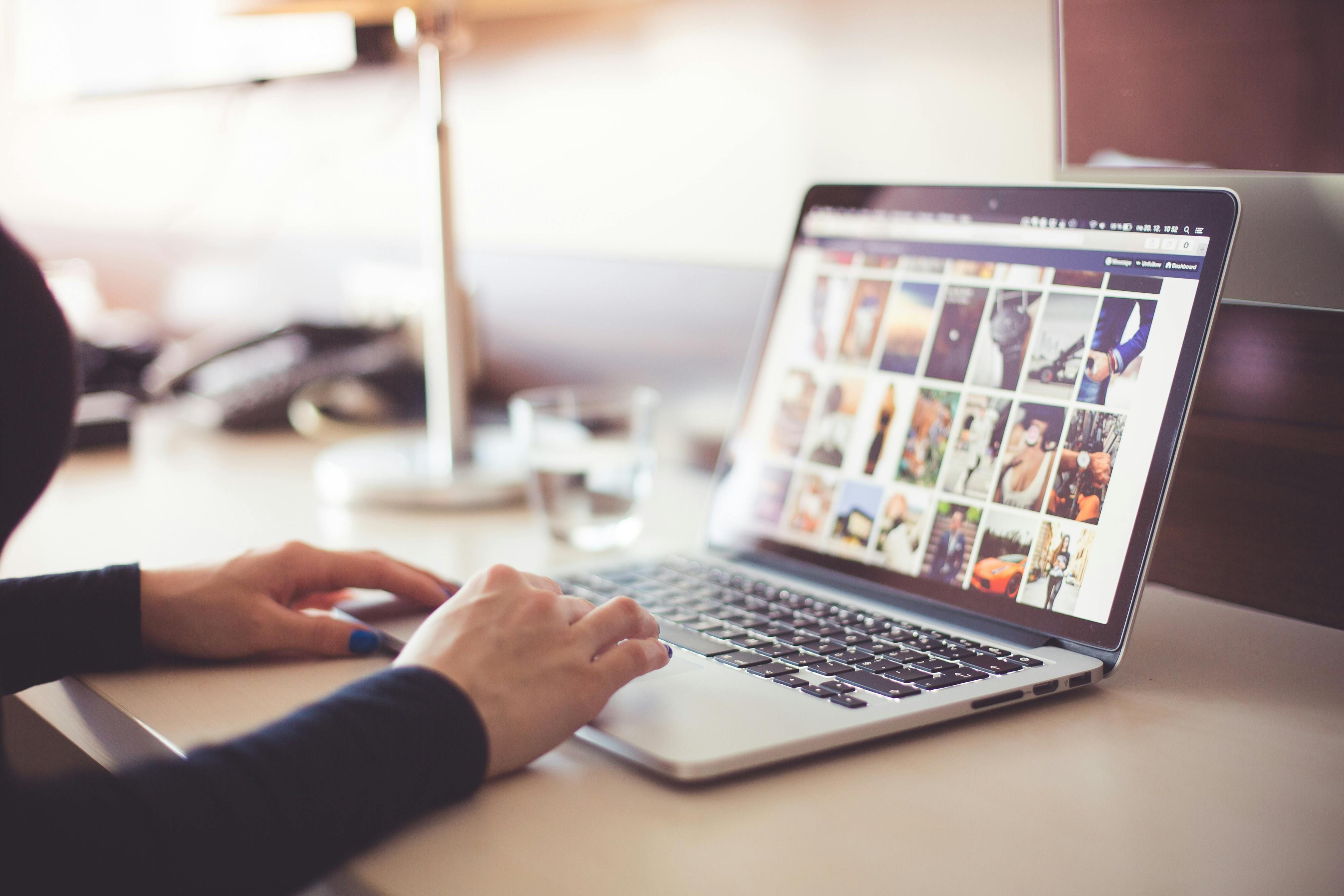 Suspect Arrested for Alleged Cyberstalking Campaign Against Celebrity Regional promotions, alliance with influencers, and virality driven by the community are key strategies in Meerkat's ambitious marketing plan, targeting a massive audience.